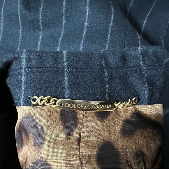 DOLCE & Gabbana Virgin Wool Pinstripe Blazer in Navy Blue w/Leopard Print Lining - Picture 13 of 15